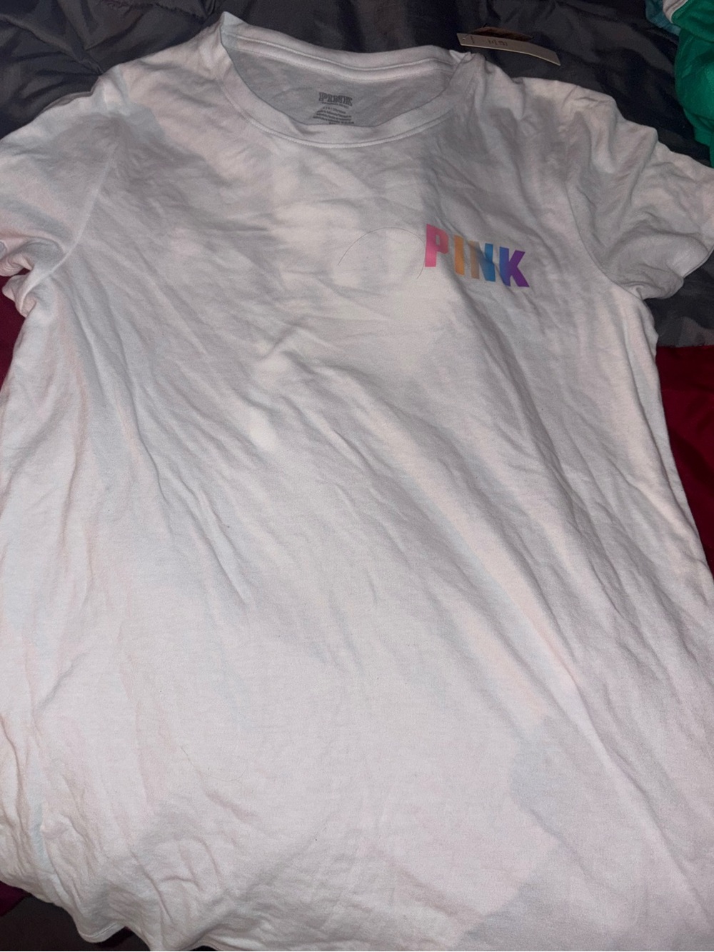 VS pink t shirt